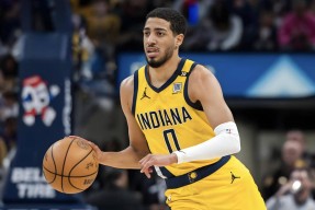 包含印第安纳步行者迎全明星赛关键赛；加时末段遗憾出局；气氛紧张；训练强度明显提升的词条